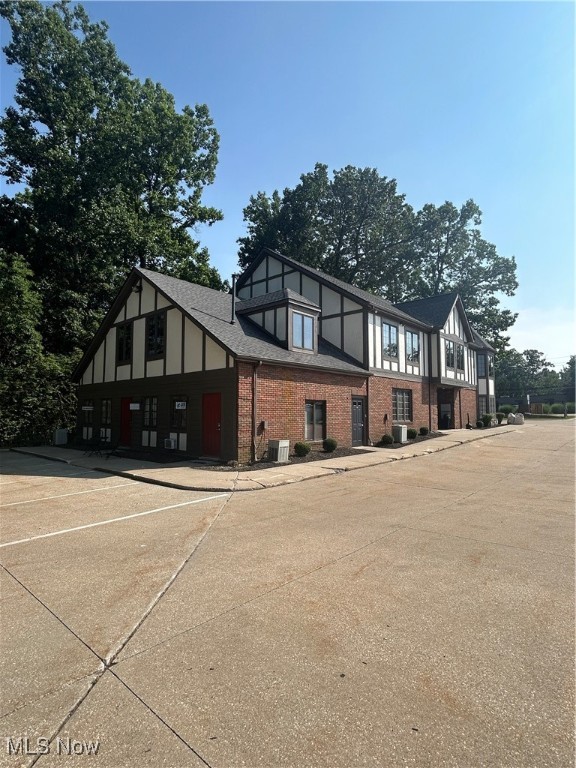 8193 Avery Road 103
