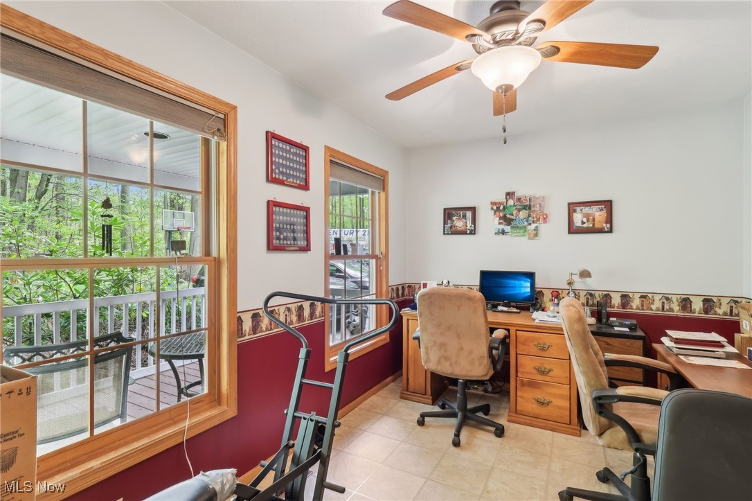 1630 Saint John Drive, Madison, Ohio image 16