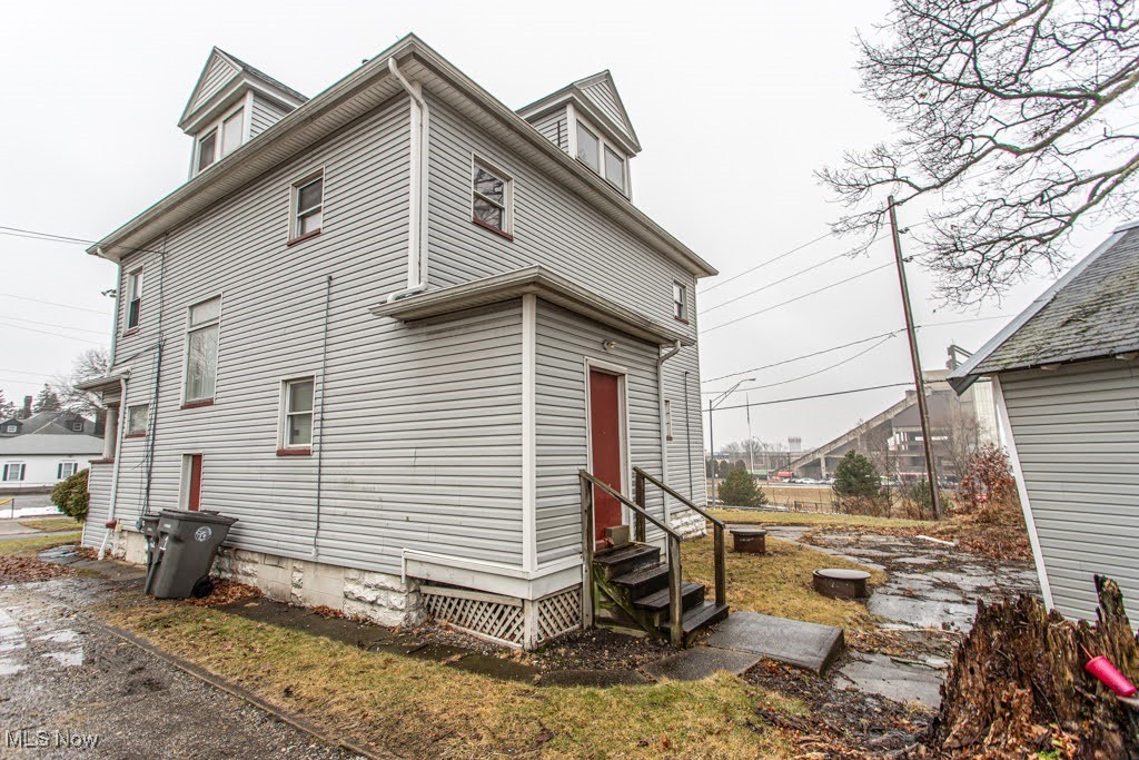 City/Youngstown - Residential Income