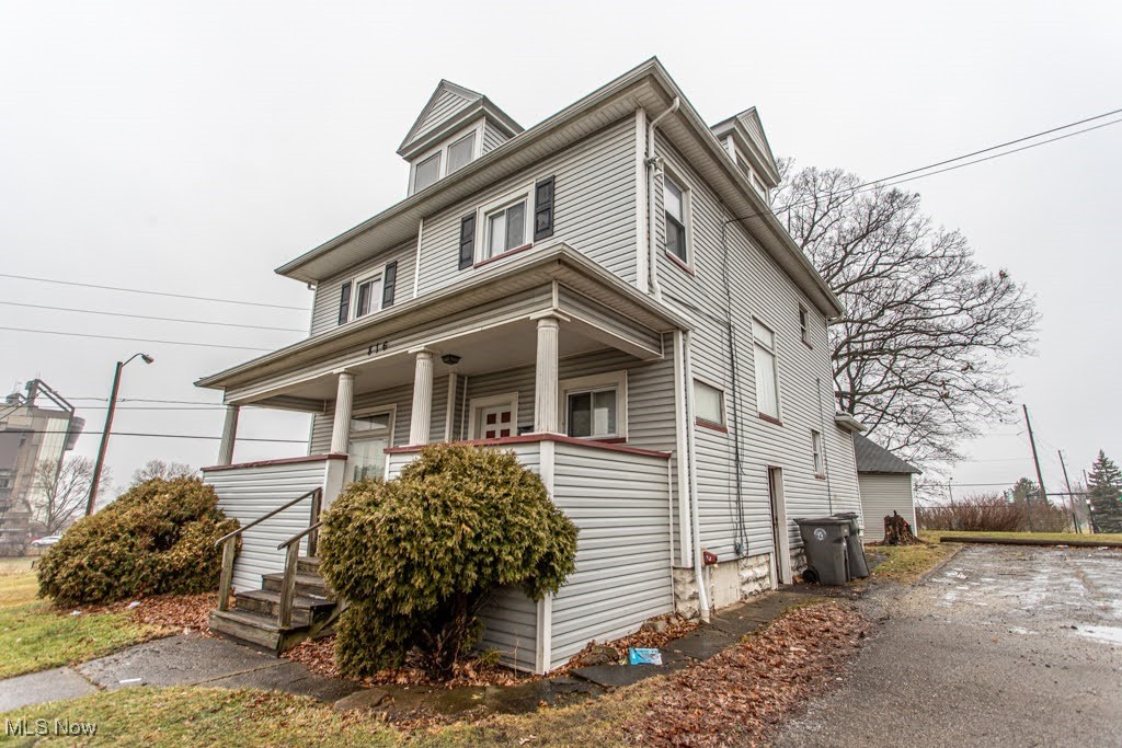 City/Youngstown - Residential Income