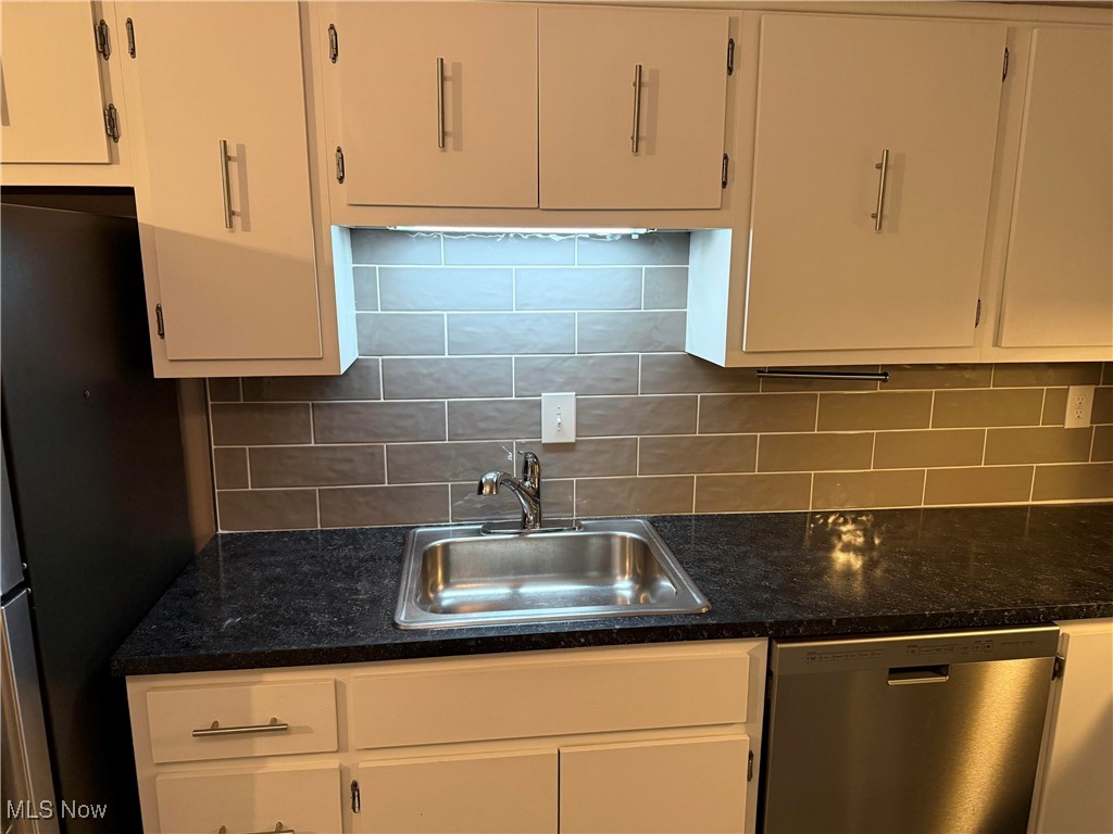 Un 121 Olmsted Park Condos - Residential