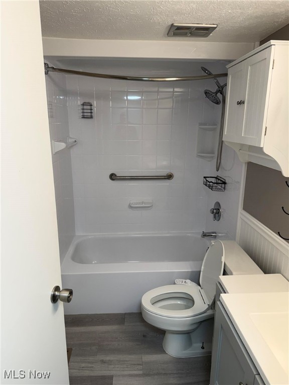 Un 121 Olmsted Park Condos - Residential