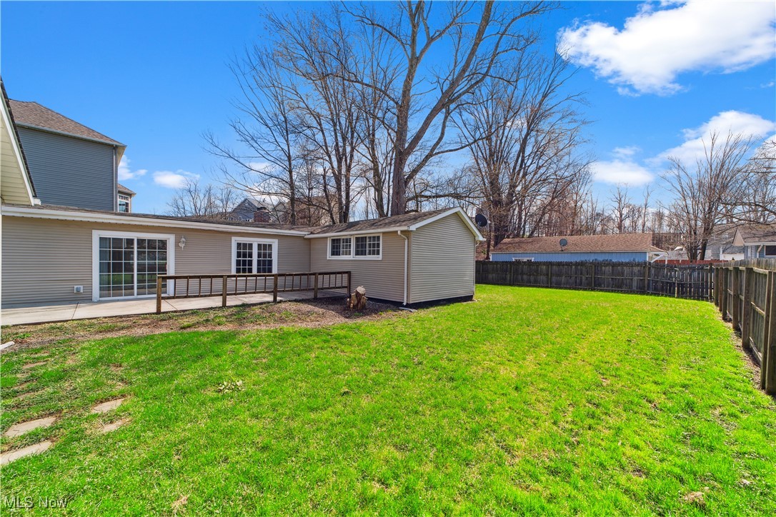 38045 Erie Road, Willoughby, Ohio image 29