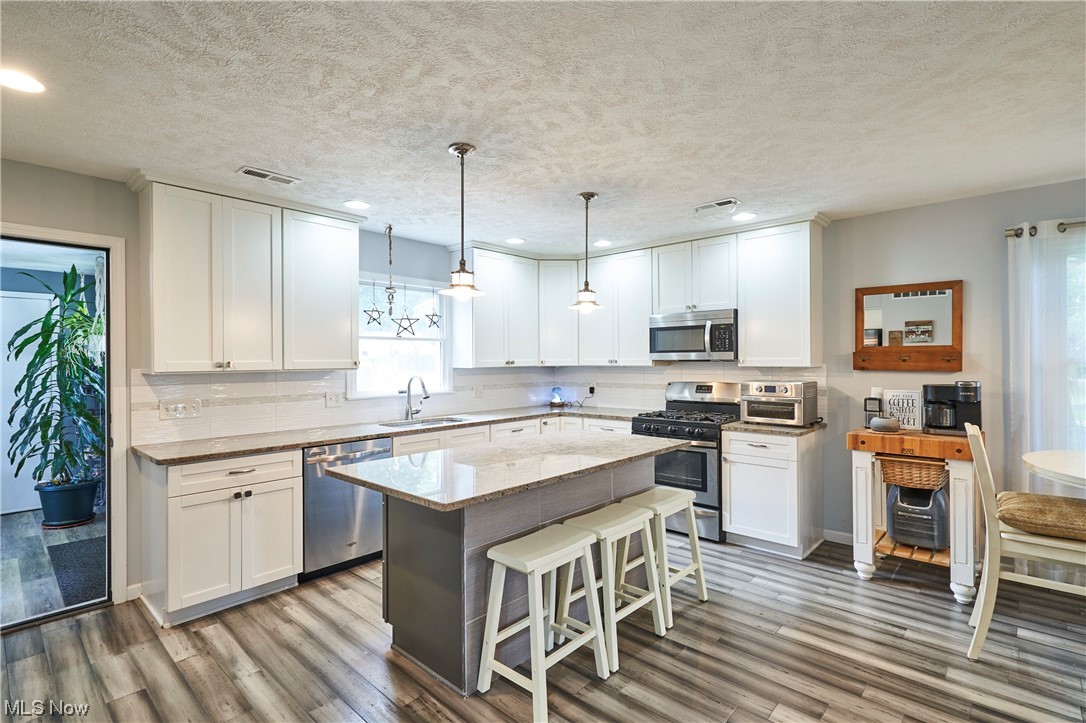 Madison Golf Lakelands - Residential