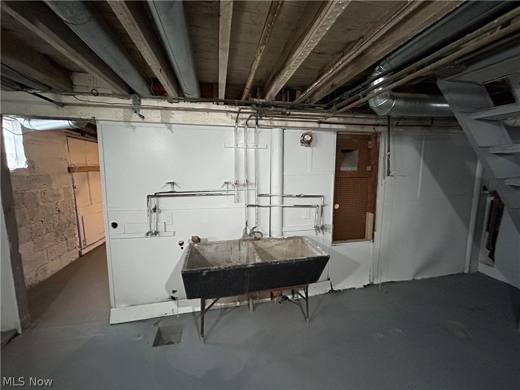 Henritze - Residential Lease