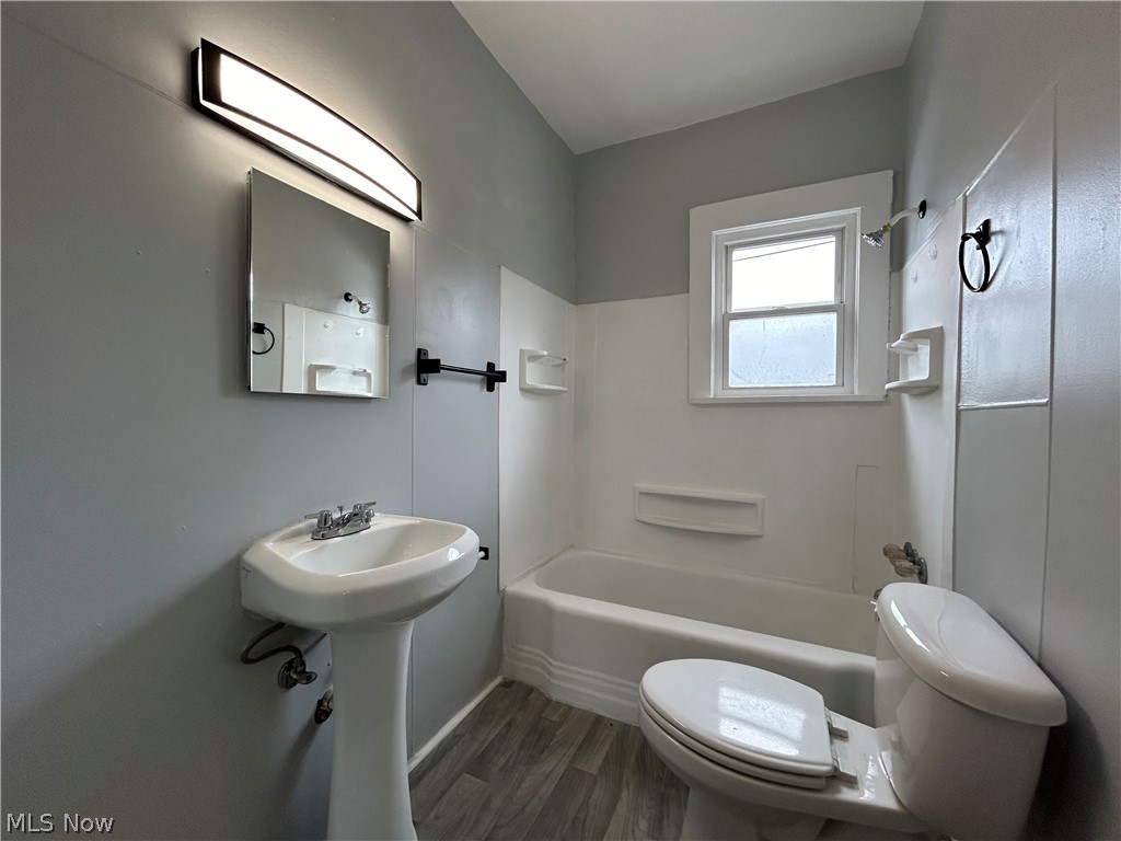 Henritze - Residential Lease