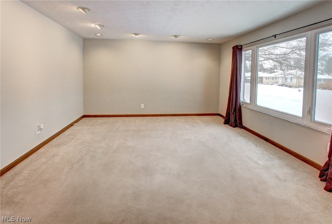 Ridge Road - Residential