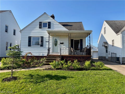 Homes For Sale - 4515 Pershing Avenue<br/> Parma, OH 44134