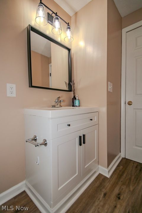 Tiny photo for 10015 Windjammer Trail, Aurora, OH 44202 (MLS # 5221243)