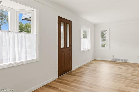 Tiny photo for 5572 Porter Road, North Olmsted, OH 44070 (MLS # 5239232)