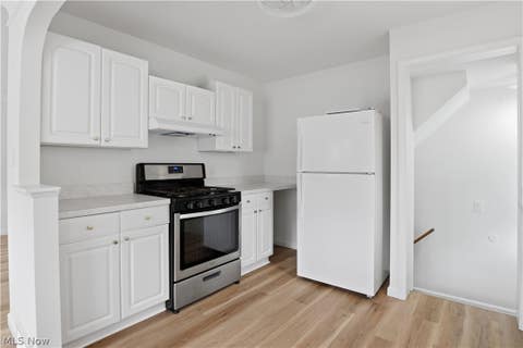 Tiny photo for 5572 Porter Road, North Olmsted, OH 44070 (MLS # 5239232)
