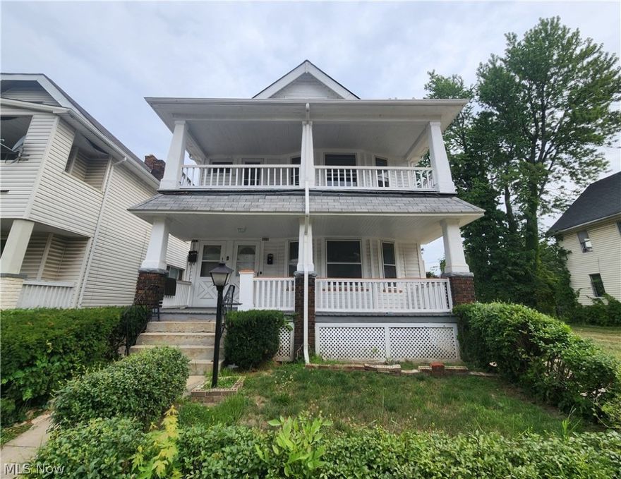 Welcome to this newly renovated duplex! This home recently had brand new vinyl flooring installed throughout. The living rooms have decorative fireplaces and multiple windows, allowing tons of natural light. The dining rooms have built in cabinets and benches. The kitchens hosts new sinks, cabinets, and granite countertops. Each bedroom is equipped with a remote controlled fan and light. Fenced in yard and large shared basement space.
