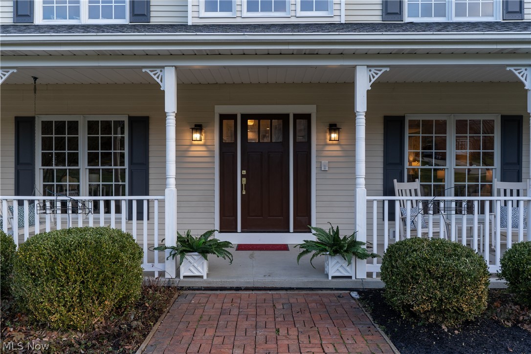 8955 Stoneybrook Drive