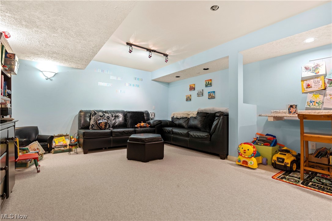 Sutton Wood Estates - Residential