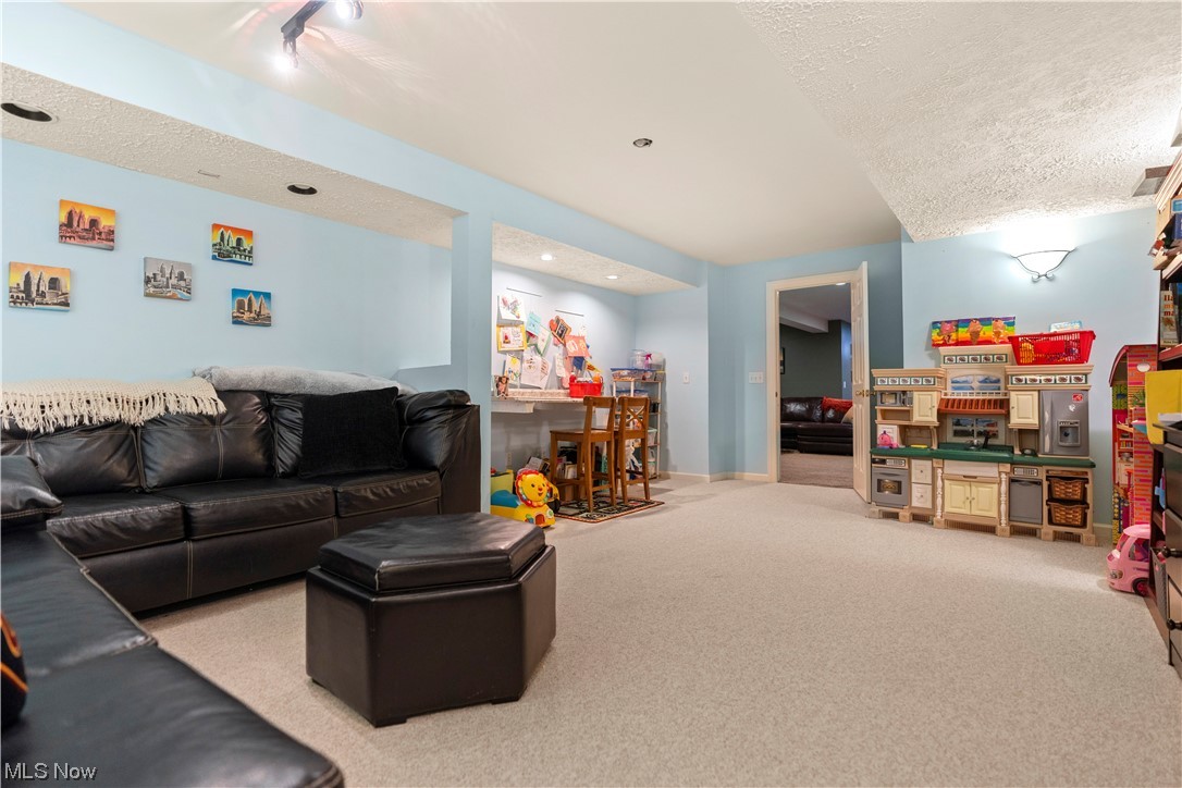 Sutton Wood Estates - Residential