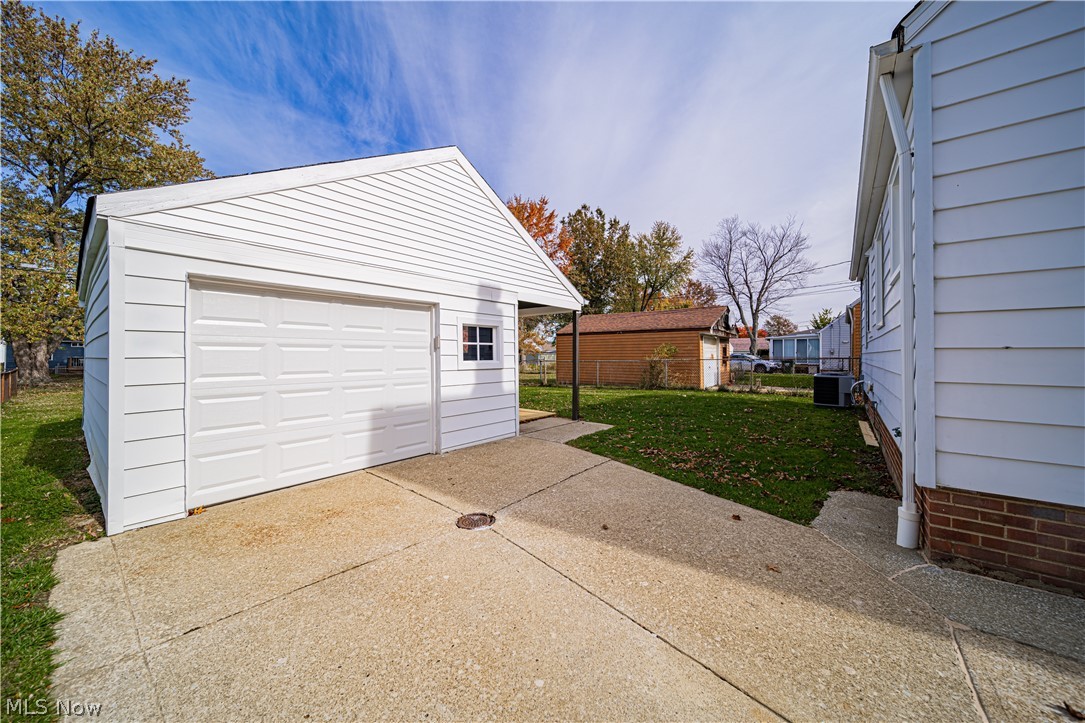 Howard Homes - Residential