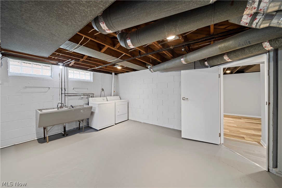 Howard Homes - Residential