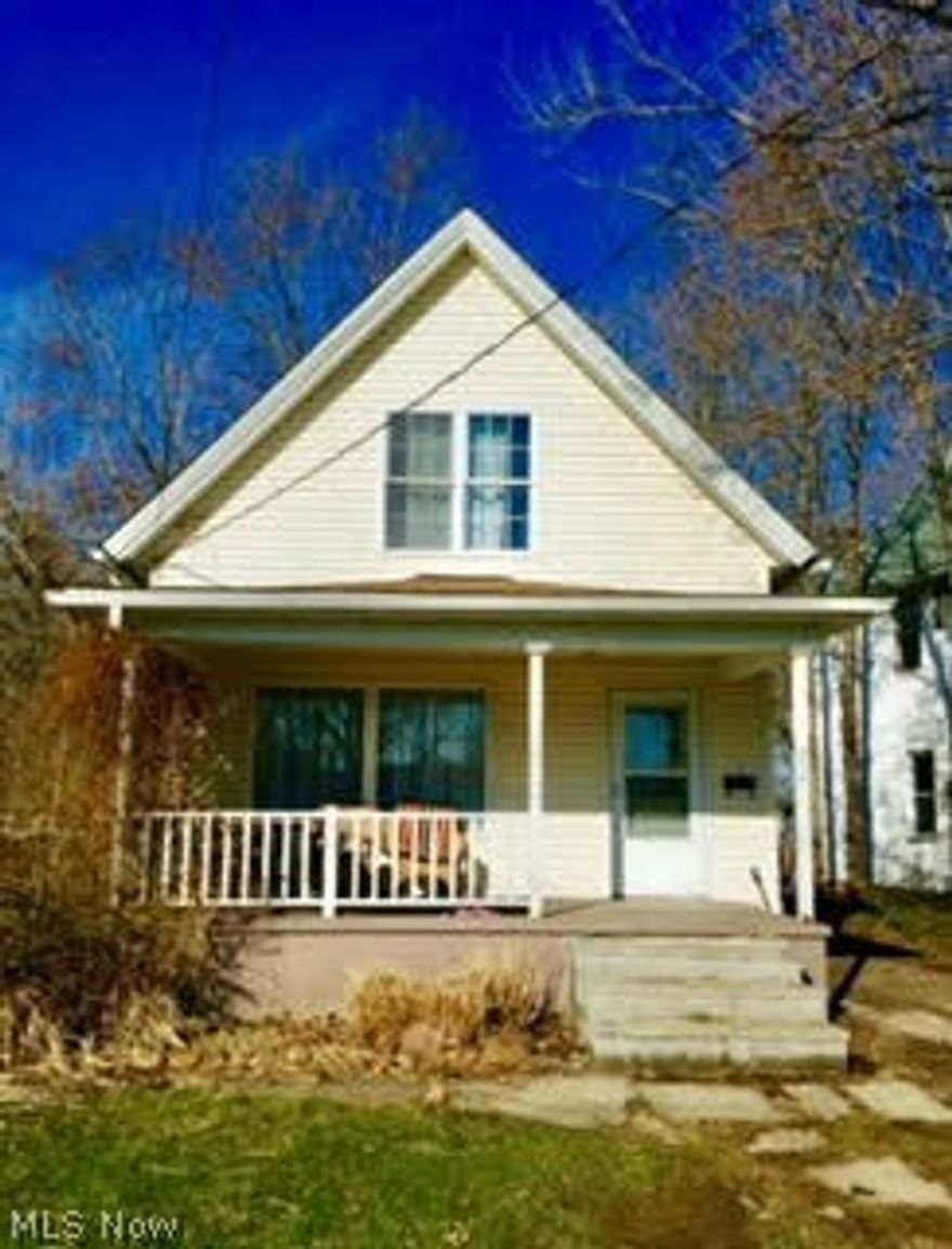 Welcome to this charming, well kept 3 bedroom home. This home boasts high ceilings, beautifully refinished hardwood floors, updated kitchen and first floor laundry. All appliances remain with this home, including washer and dryer and new large area rugs in  the living spaces. Come see this ready to move into home today!