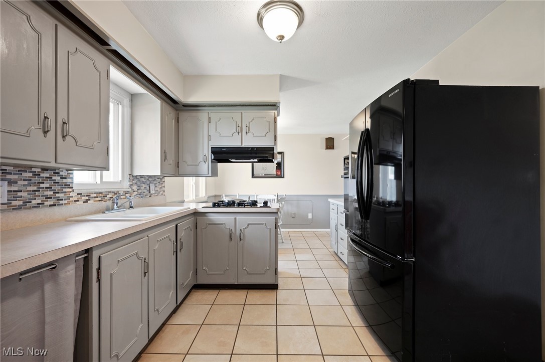 237 Judita Drive, Brunswick, Ohio image 3