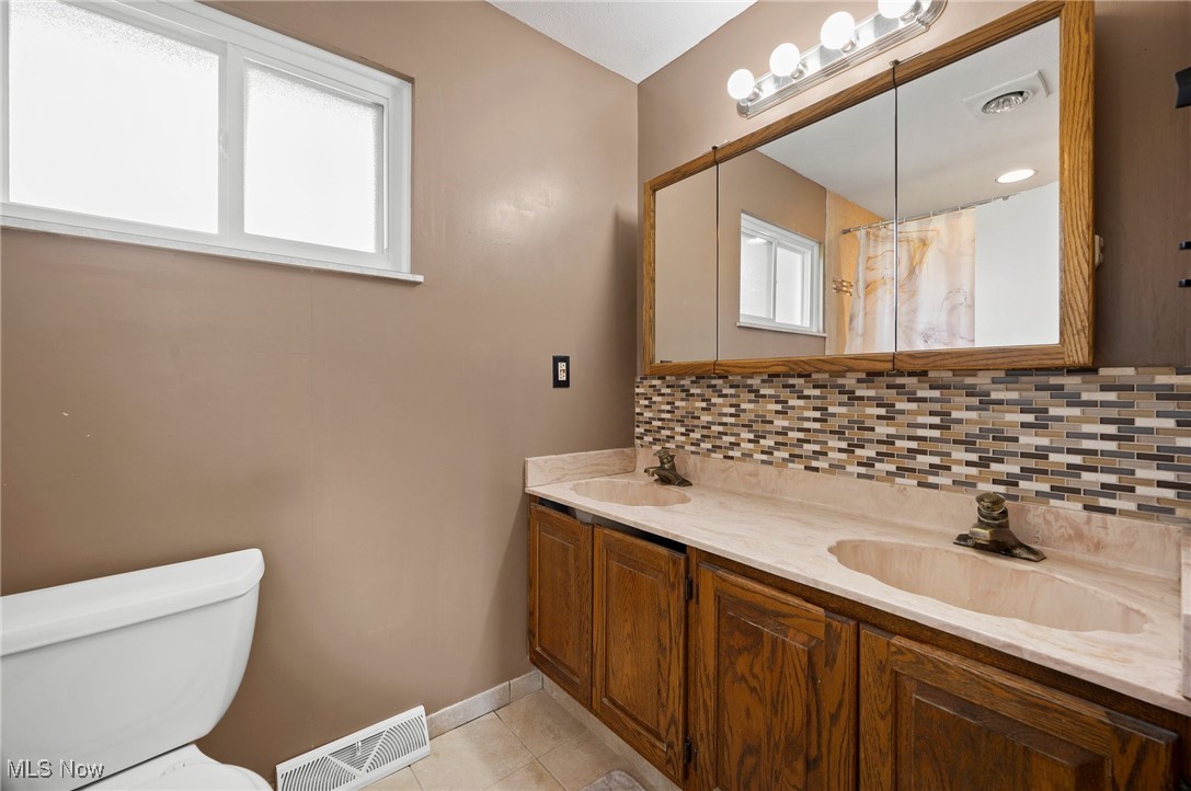 237 Judita Drive, Brunswick, Ohio image 16