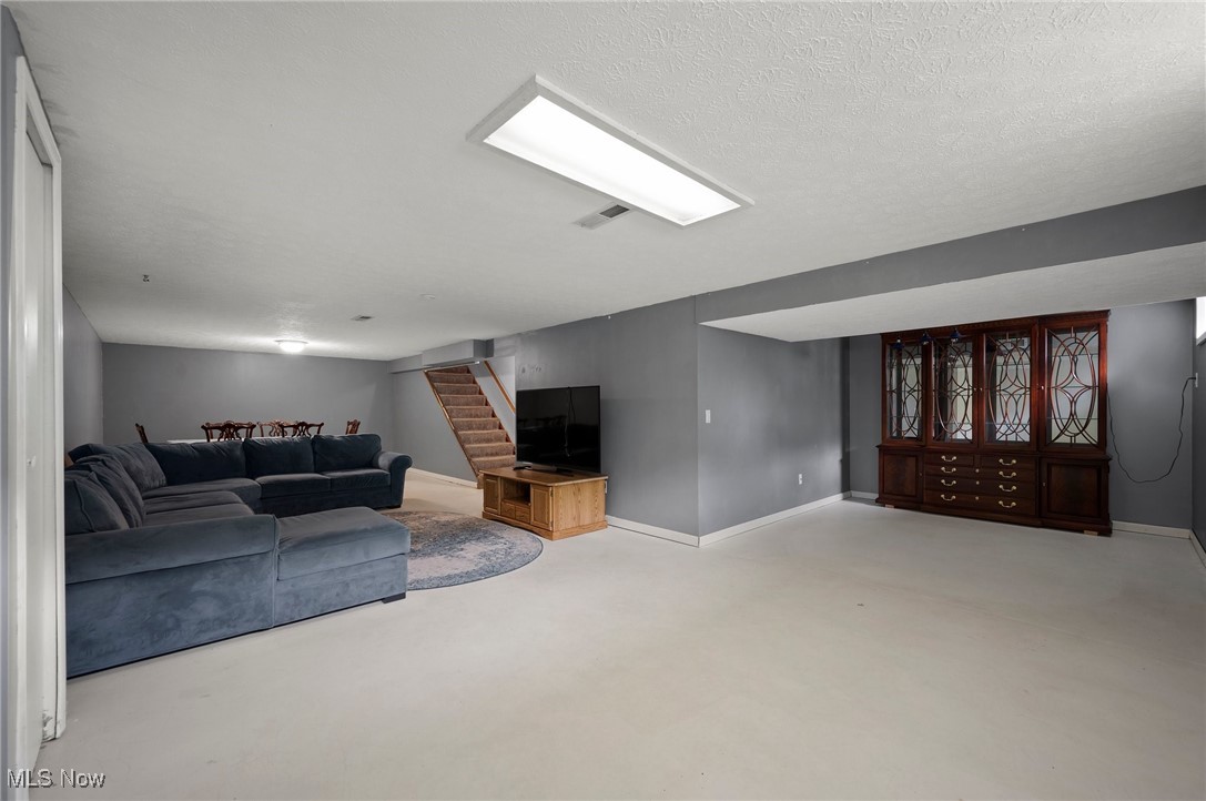 237 Judita Drive, Brunswick, Ohio image 24