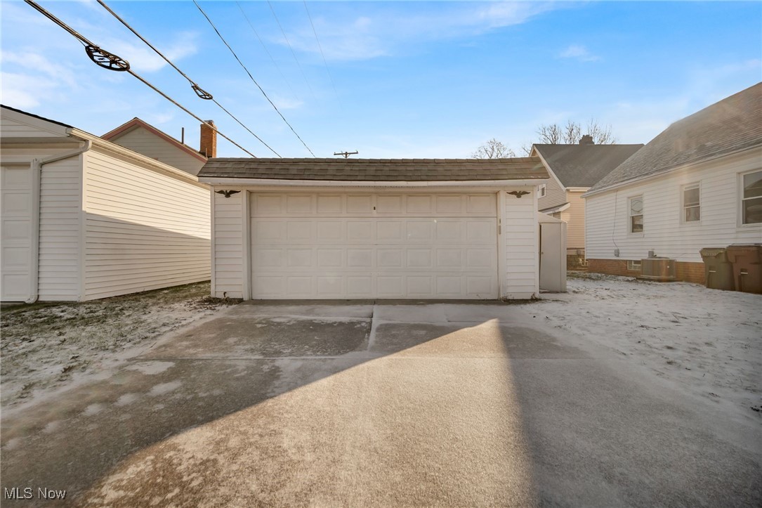 4718 Kenmore Avenue, Parma, Ohio image 31
