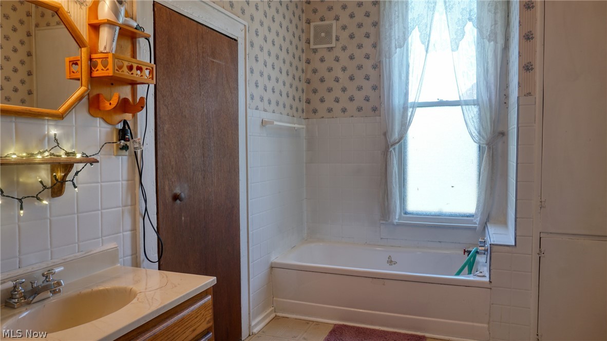 Hilles Add 01 - Residential