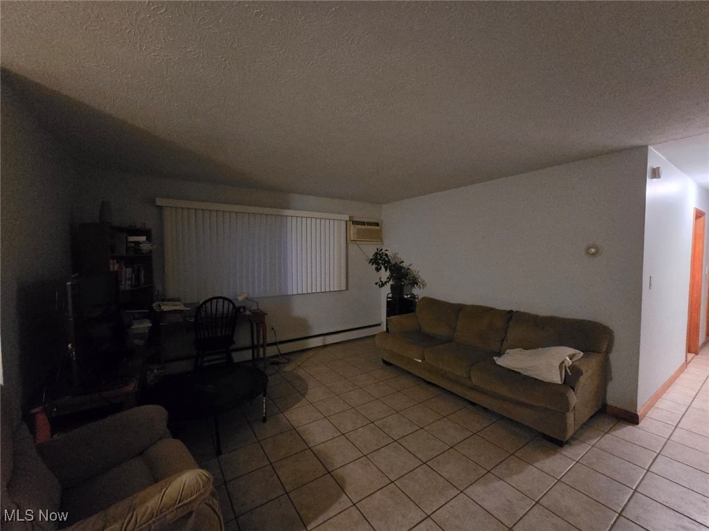 Royal Court Condo - Residential