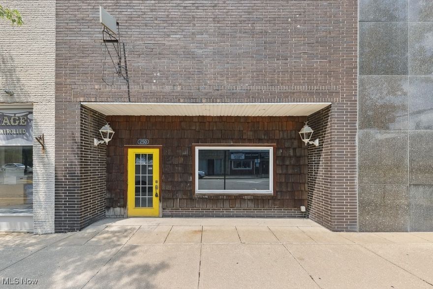 Alliance, OH, Main St is thriving! Be part of the action with immediate possession. The first floor offers 2,691 sq ft, and the second floor provides another 2,691 sq ft—a total of 3 bathrooms and endless possibilities! Call anytime for a showing or with any questions.