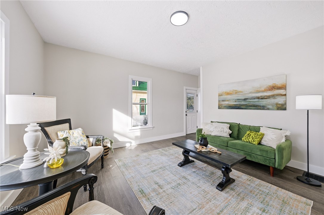 Homeworth - Residential