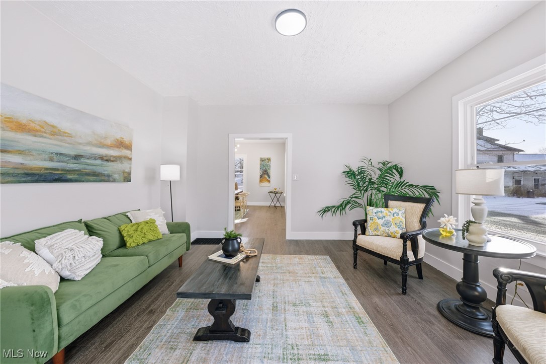 Homeworth - Residential