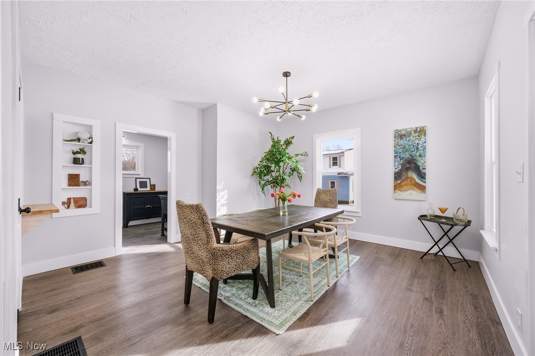 Homeworth - Residential