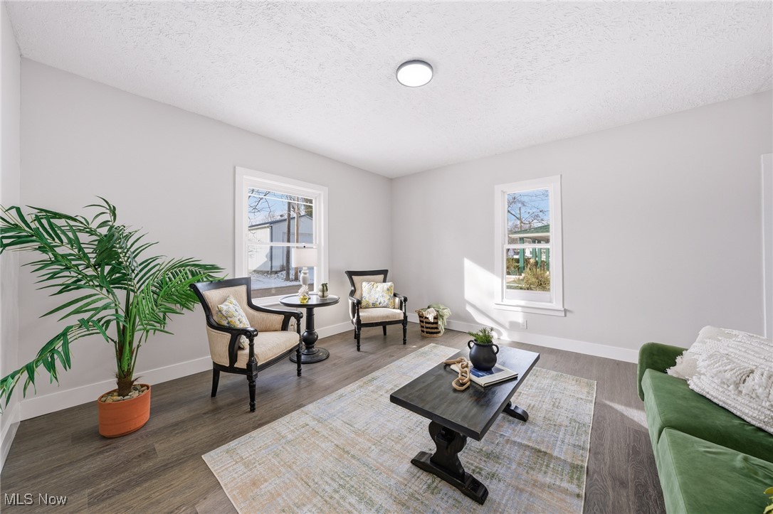 Homeworth - Residential