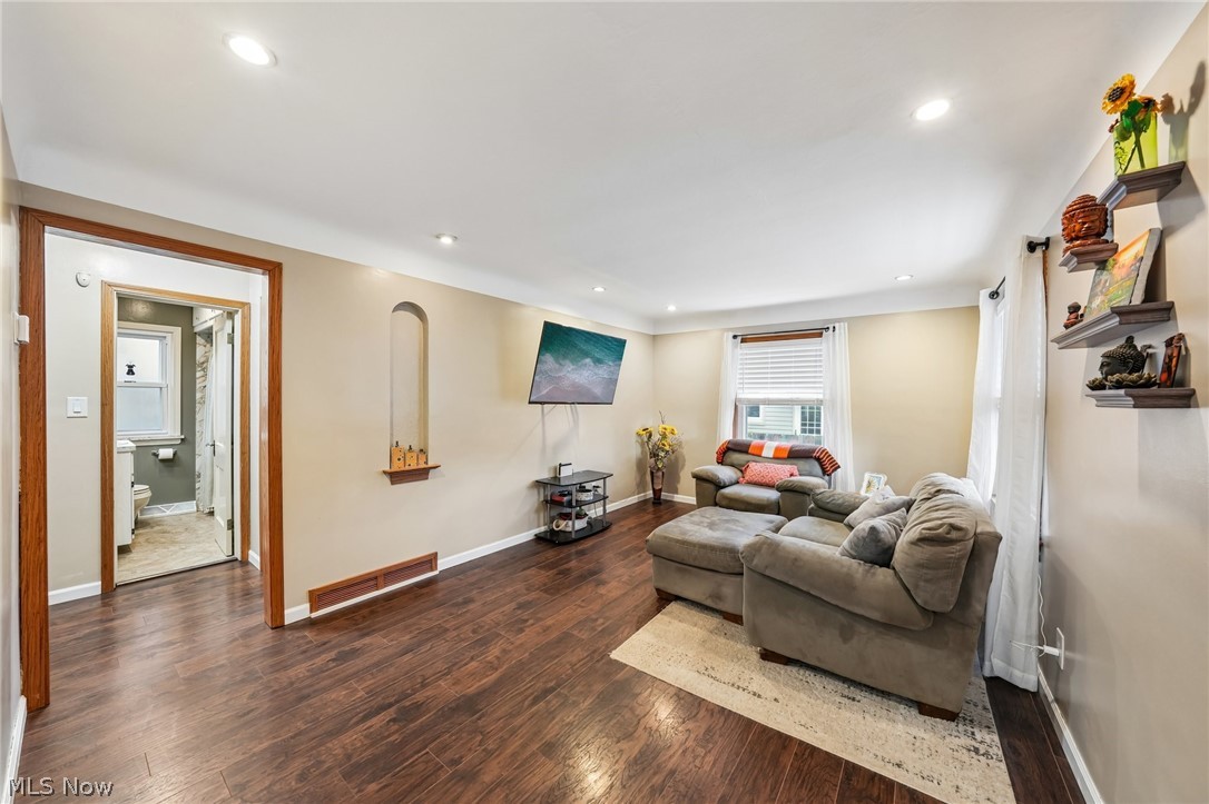4319 Rockland Drive