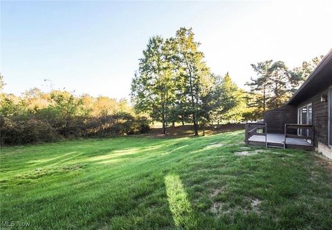 Tiny photo for 3502 Somerset Drive #B, Youngstown, OH 44505 (MLS # 5178981)