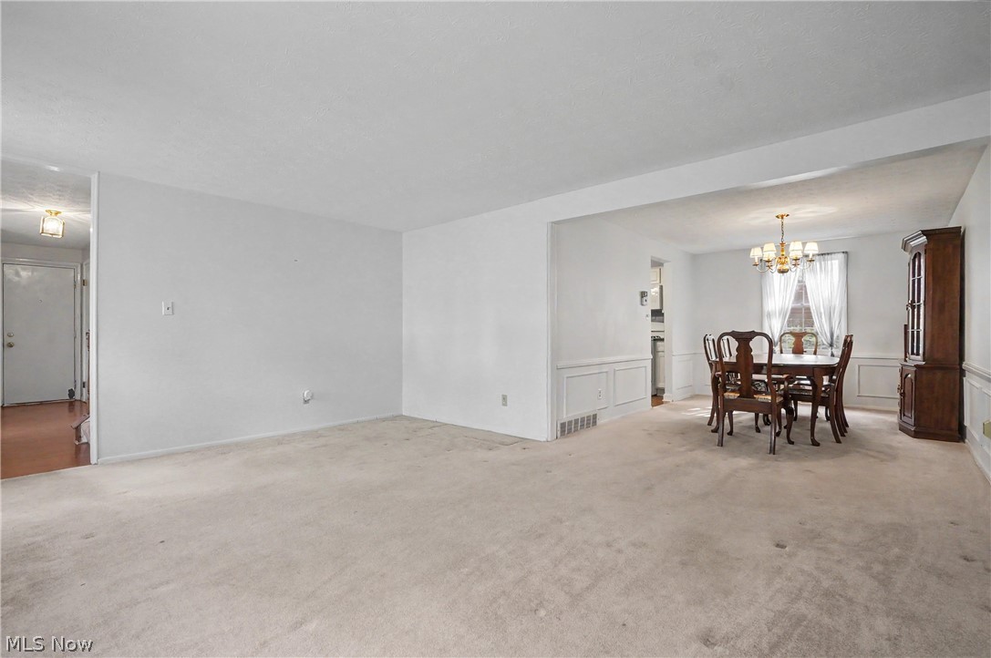 150 Atterbury Boulevard