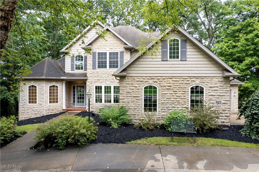 This stunning five-bedroom, four-and-a-half-bath home is nestled on a peaceful cul-de-sac, surrounded by a beautifully wooded lot. 
This property has been meticulously maintained, showcasing elegant updates throughout. As you step inside, you'll be greeted by soaring ceilings that create an airy and spacious atmosphere. The first-floor owner's suite is a true retreat, featuring luxurious finishes and ample space. The home also boasts a three-car garage, providing plenty of storage and convenience. The walkout lower level offers additional living space, perfect for entertaining or relaxing while enjoying the natural beauty of the surroundings. This home is the perfect blend of comfort, style, and tranquility.  The upstairs boast 2 bedrooms and a jack n jill bath.  There is also an additional bedroom with an attached full bath.  The lower level has the 5th bedroom, work out room and wonderful family room along with a full bath and stairs to the 3 car garage.  Don't miss this amazing opportunity.  The generator also stays with the property!