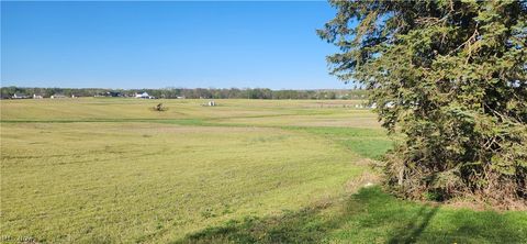 Tiny photo for 253 Oregon Avenue, Louisville, OH 44641 (MLS # 5203028)