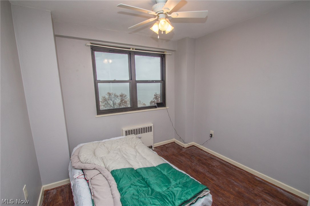 Edgewater Towers Condo - Residential
