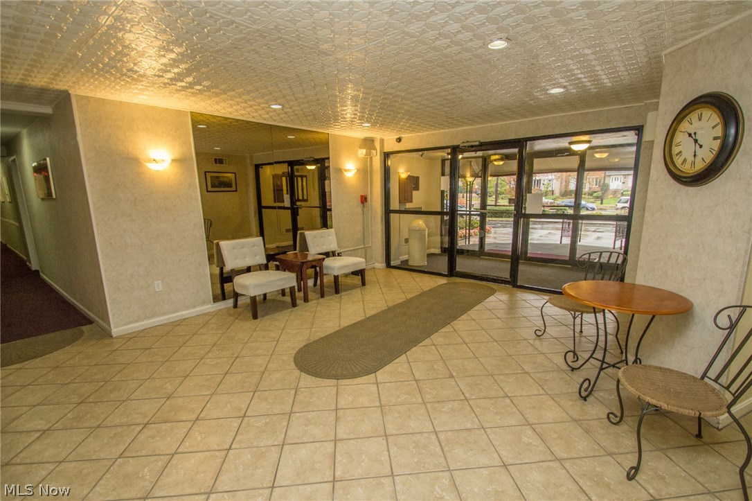 Edgewater Towers Condo - Residential