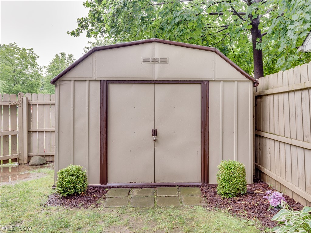 Helslop Morning View - Residential