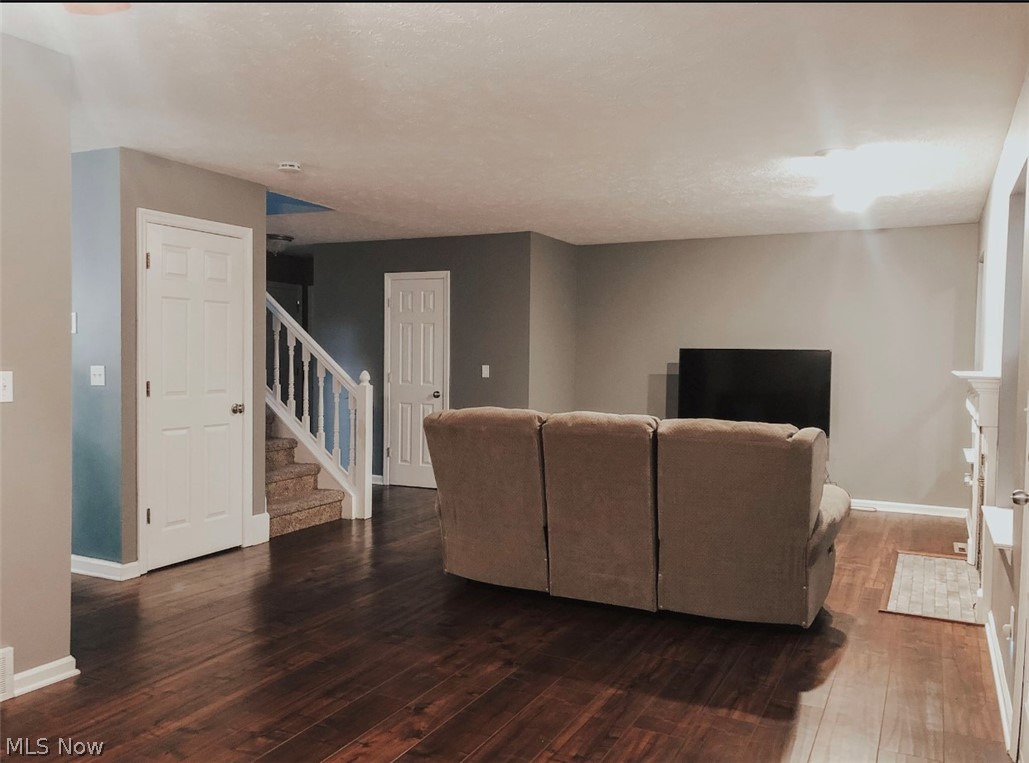 Yorktown West Ph 03 - Residential