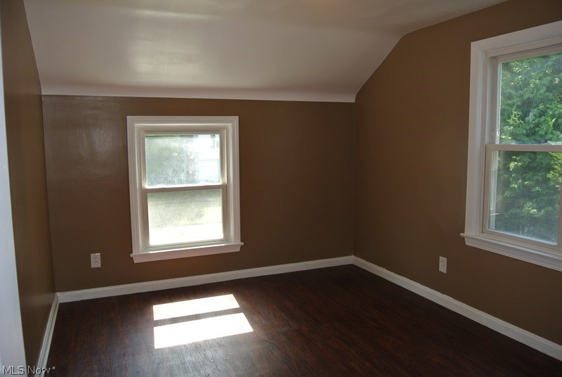 J Ed Good Park - Residential