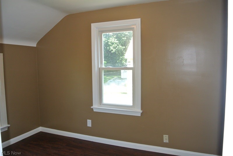 J Ed Good Park - Residential