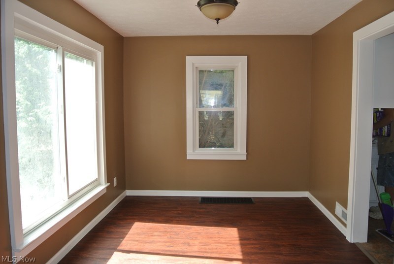 J Ed Good Park - Residential