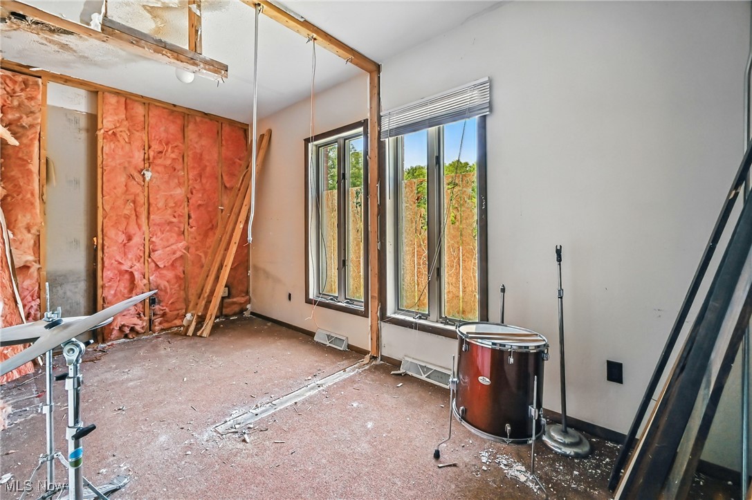 Lordstown Village - Commercial Sale