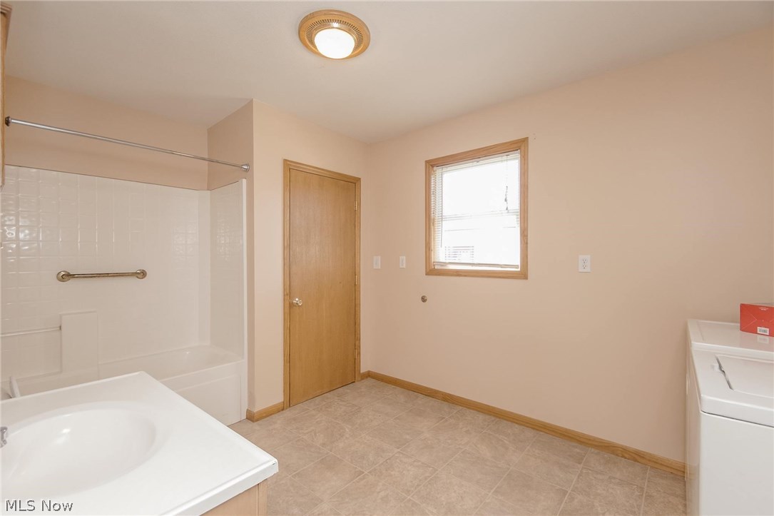 Village/Dresden - Residential