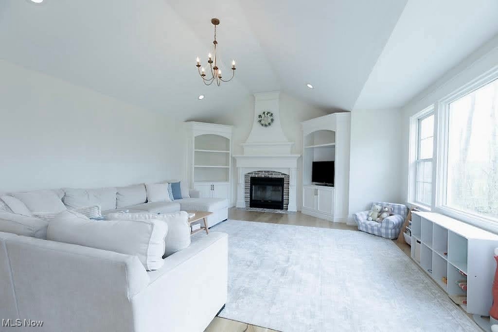 16710 Auburn Springs Drive, Chagrin Falls, Ohio image 11