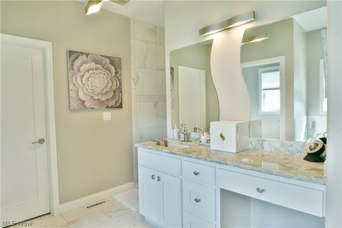 Tiny photo for 4885 Treeline Trail, New Middletown, OH 44442 (MLS # 5188528)