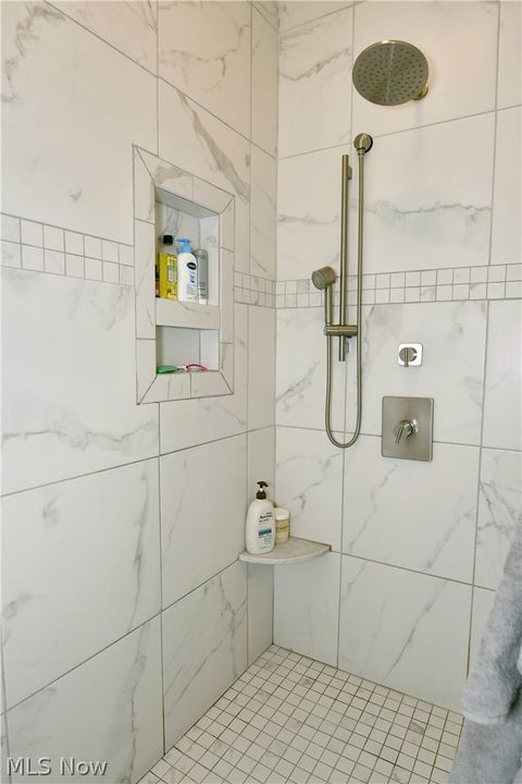 Tiny photo for 4885 Treeline Trail, New Middletown, OH 44442 (MLS # 5188528)